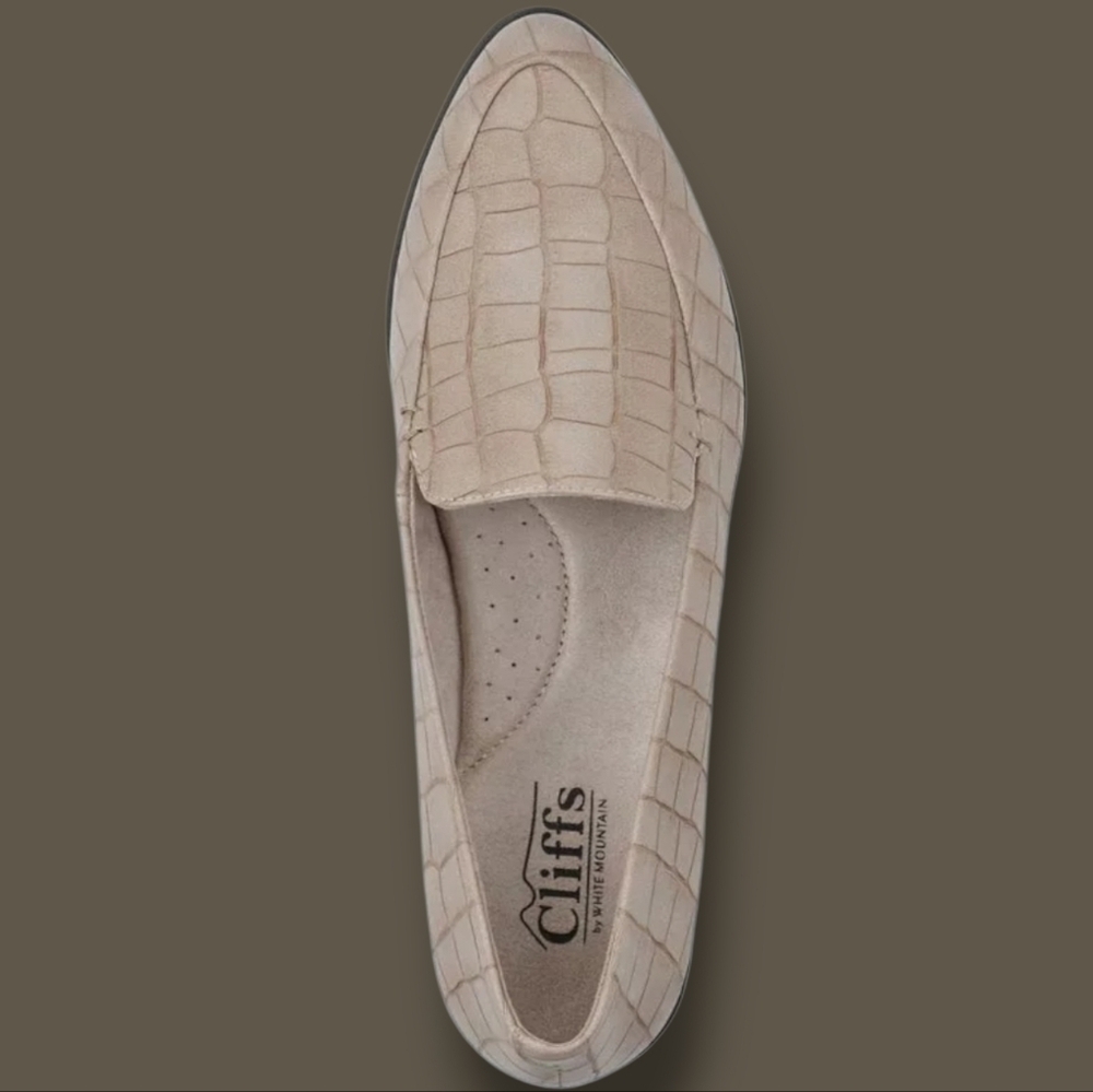 Cliffs by White Mountain BEIGE Flats Size 7.5 CROC pattern LOAFERS NEW - Picture 5 of 9